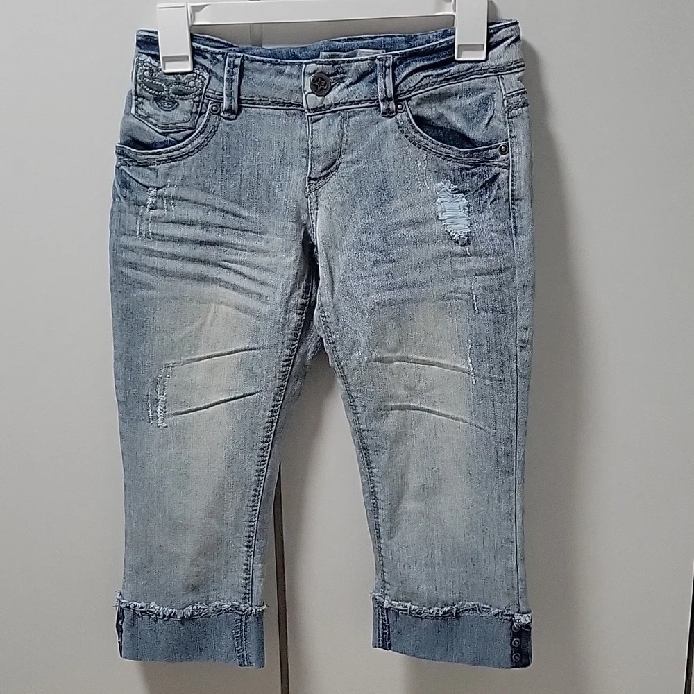 Distressed Capris - Picture 1 of 3